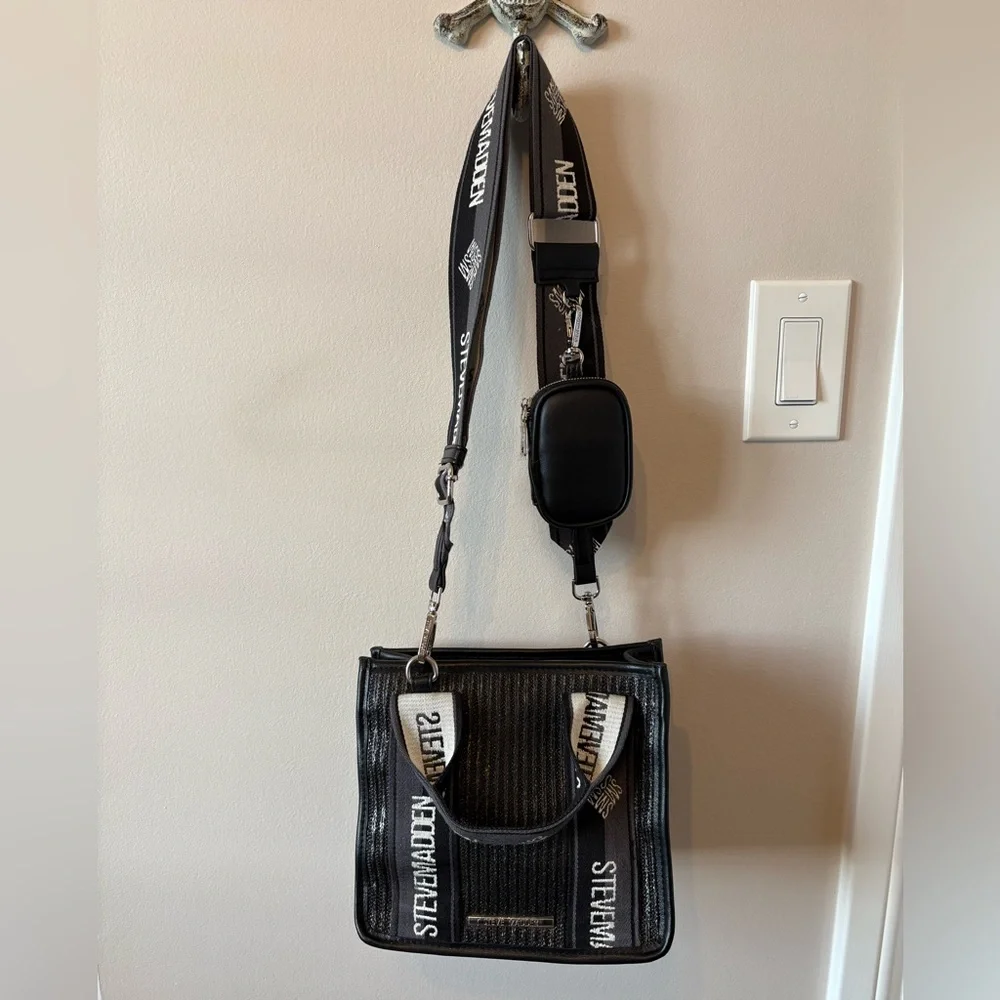 Steve Madden Straw Bwebber Bag - Black - Picture 3 of 9